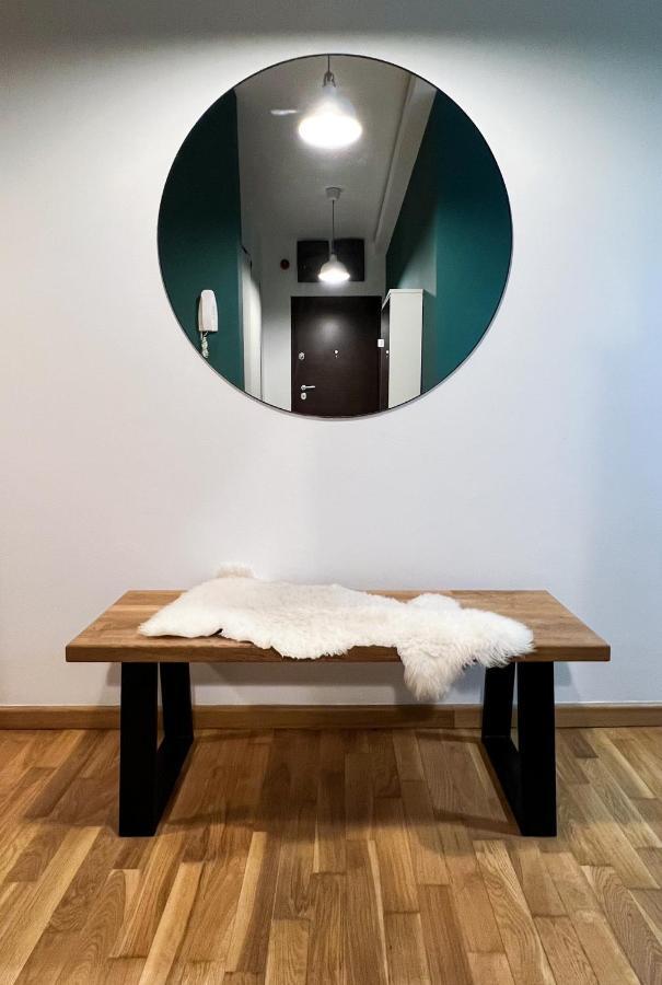 Green Corner Apartment Bukares Bagian luar foto