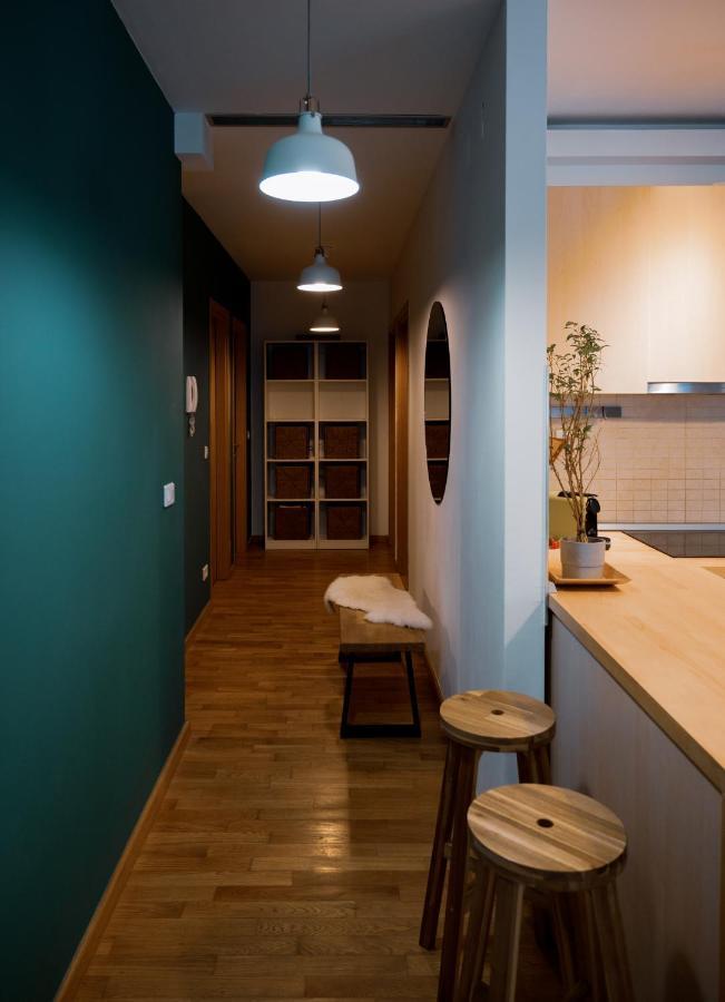 Green Corner Apartment Bukares Bagian luar foto
